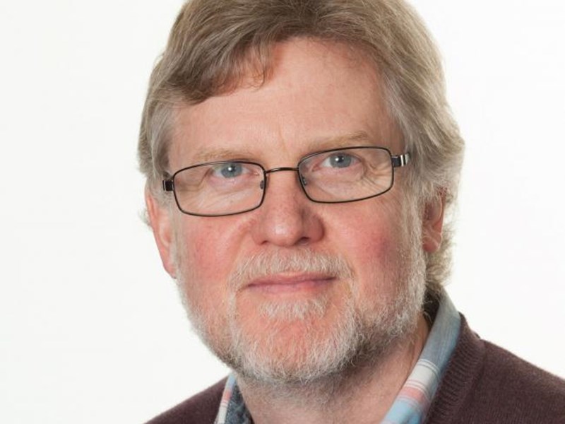 Portrait of Dr Craig Wakeham