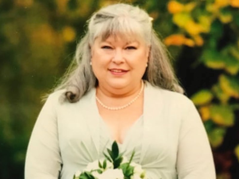 Portrait of Suzanne Loverseed