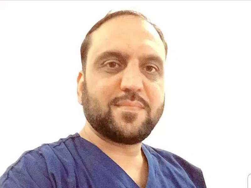 Portrait of Dr Nasir Khan