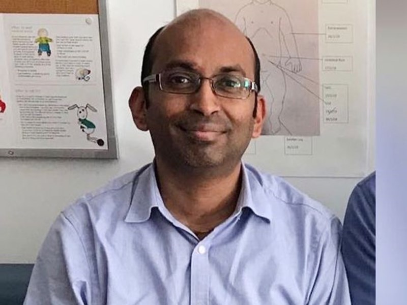 Portrait of Dr Vishna Rasiah