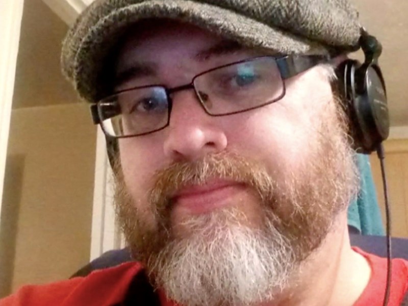 Portrait of Mark Lowe